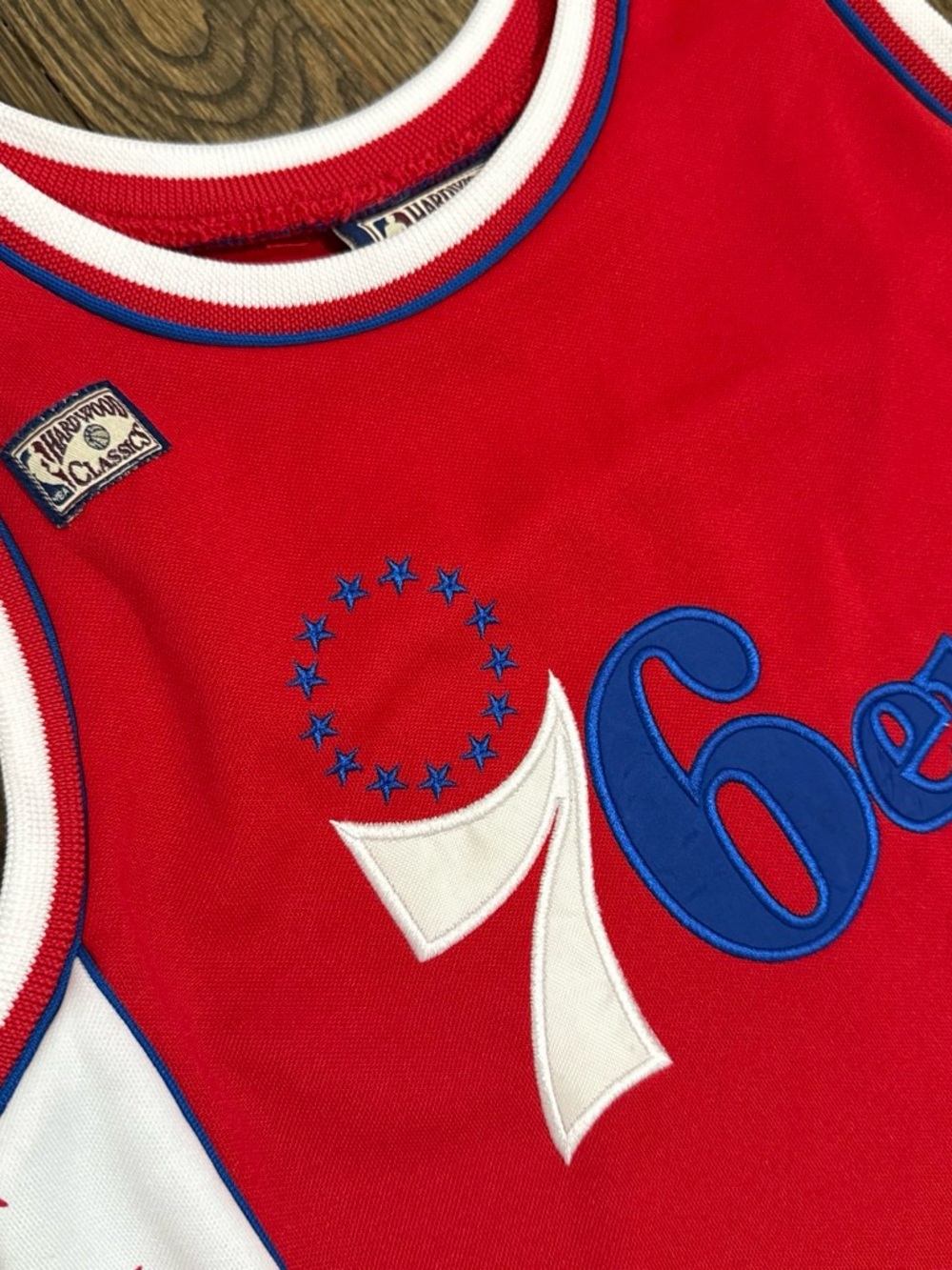 Y2K Harwood Classics Throwback NBA 76ers Red/Blue Star Jersey Dress Streetwear M - Picture 2 of 6